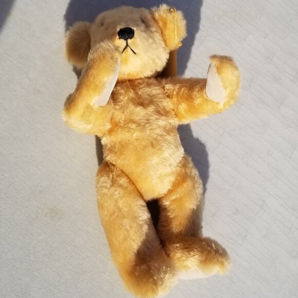 Hand Crafted Jointed Teddy Bear by Dorothy Rowland - Picture 4 of 5